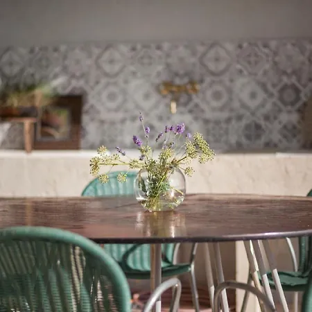 Ferienhaus In Mit Botanischem Garten Holiday home Makarska